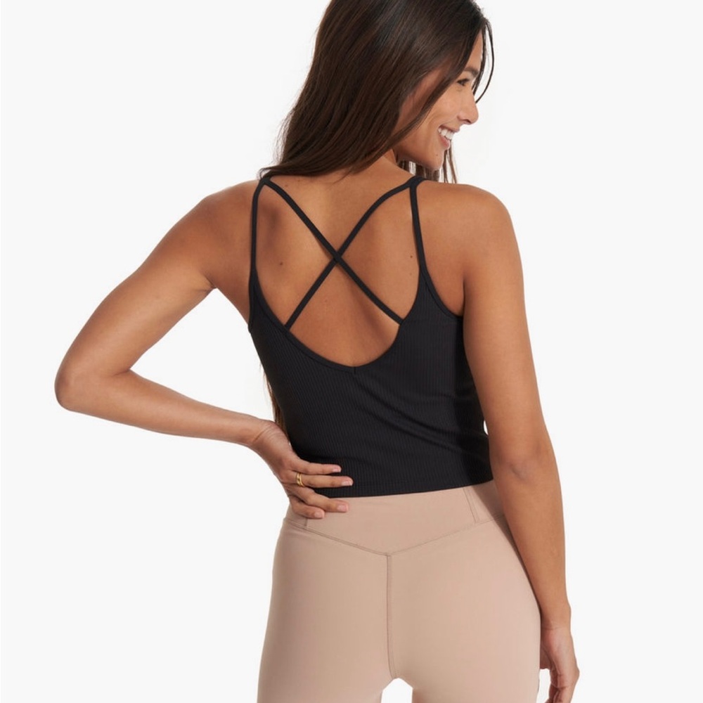 Vuori Ribbed Cropped Tank - Picture 7 of 7